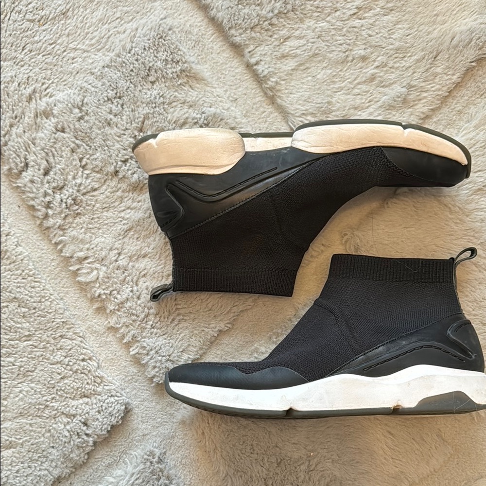COLE HAAN Black Slip-On Women's Sneakers